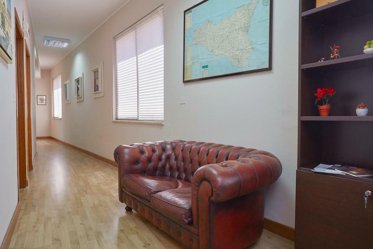 Bed and Breakfast Sturzo 44 Palermo Zewnętrze zdjęcie